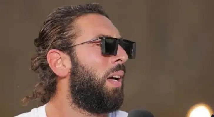 يشارك الفنان تامر هشام بمسلسل أثينا