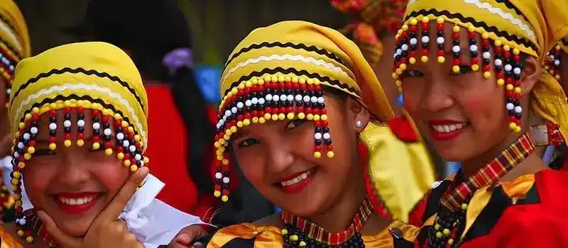 ثقافة الشعوب في أطباقها