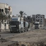 قرار إدخال المساعدات إلى غزة
