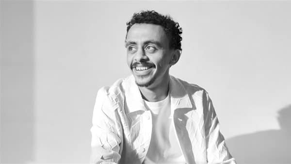 على ضهر راجـ*ـل
